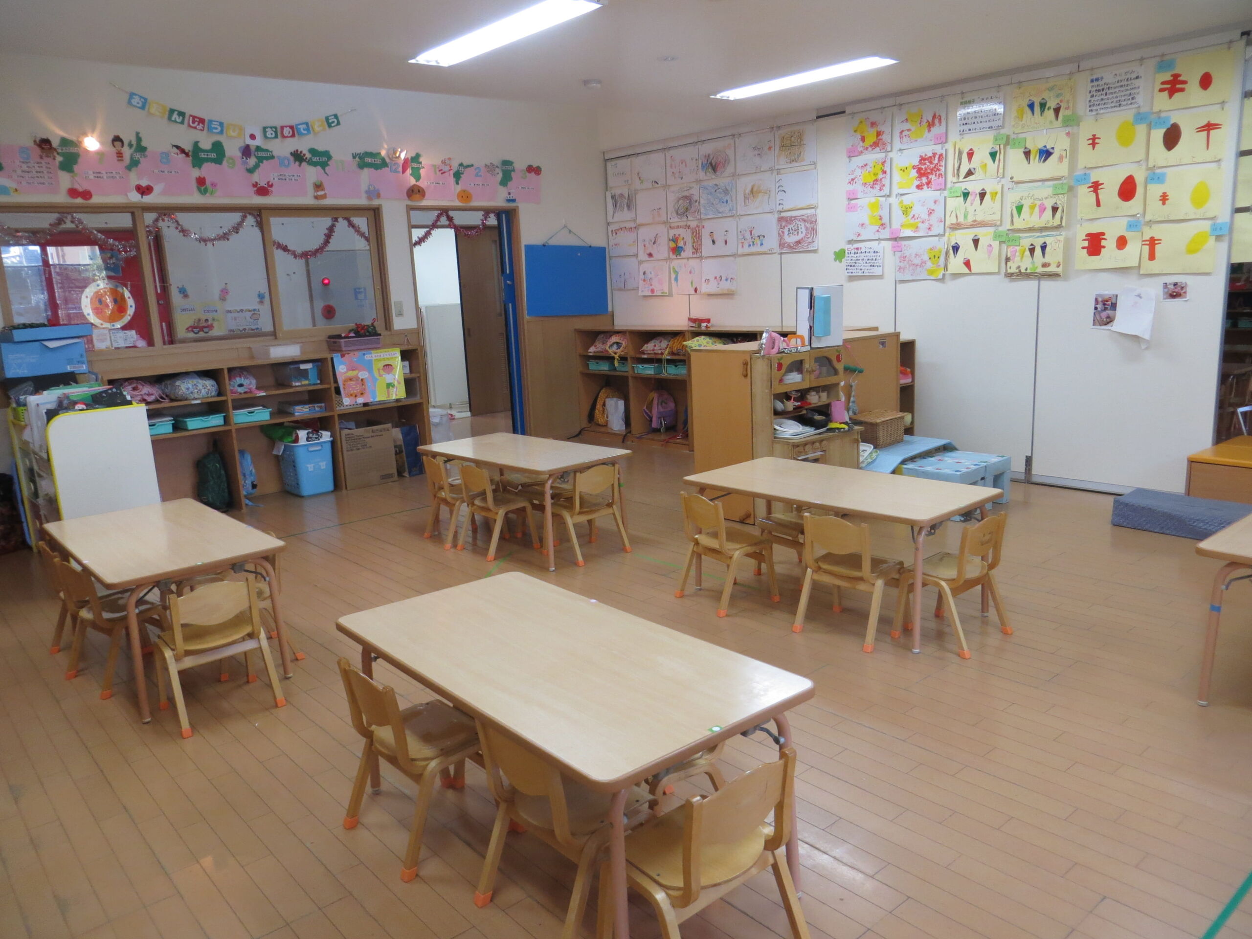 3・4・5歳児保育室1