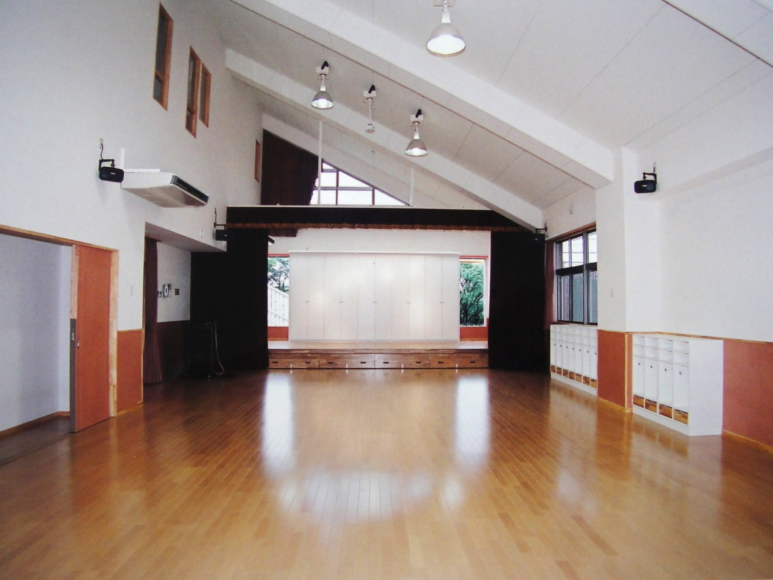 地域子育て支援室