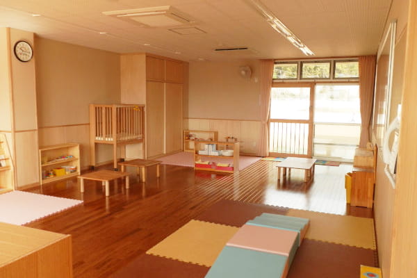 子育て支援室