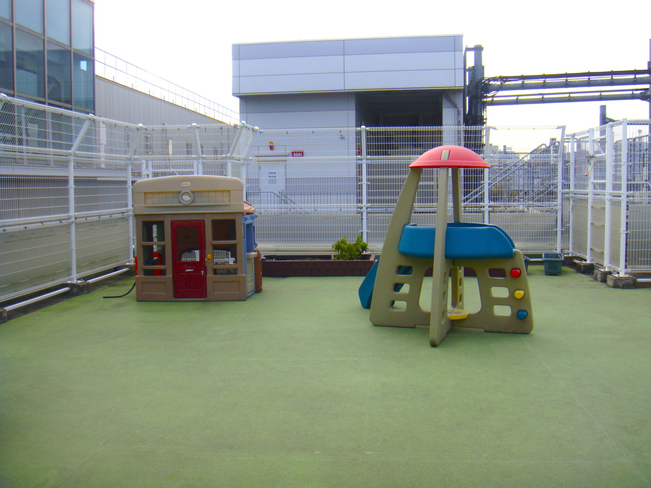 屋外遊技場